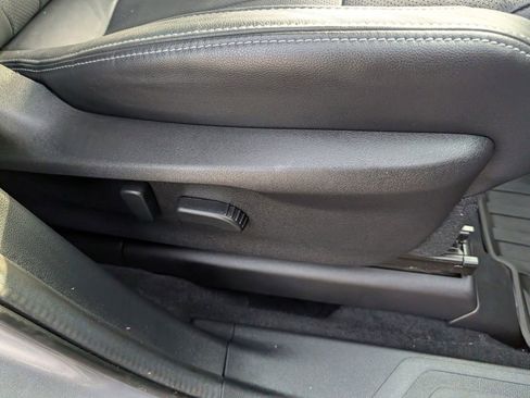 Used 2022 Subaru Ascent Touring image 24