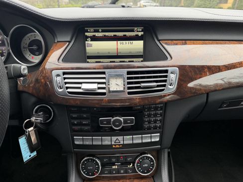 Used 2014 Mercedes-Benz CLS 550 4MATIC image 19