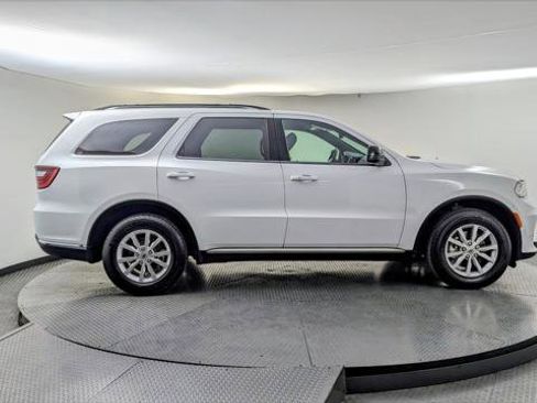 Used 2024 Dodge Durango SXT image 9