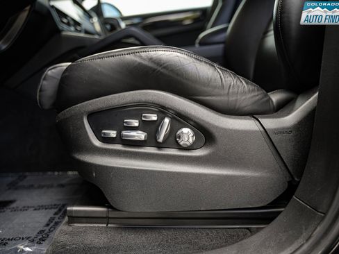 Used 2019 Porsche Cayenne S AWD/4WD image 12