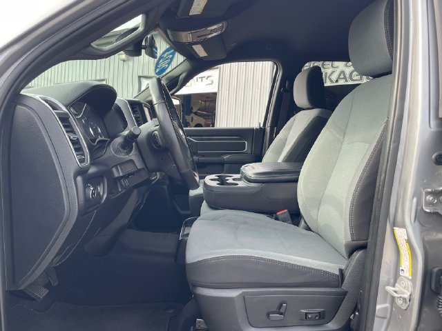 Used 2024 RAM 2500 Big Horn w/ Bed Utility Group AWD/4WD image 10