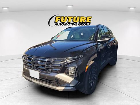 Used 2025 Hyundai Tucson Limited AWD/4WD image 3