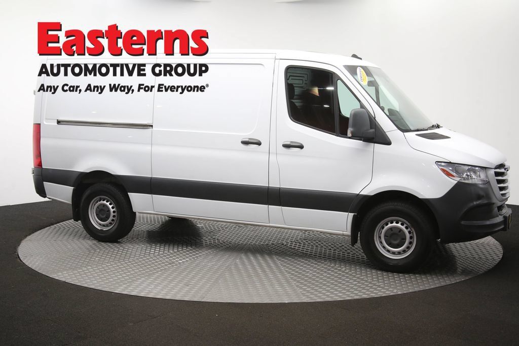 Used 2019 Freightliner Sprinter 2500 RWD image 42