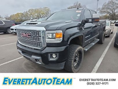 Used 2019 GMC Sierra 2500 Denali w/ Duramax Plus Package