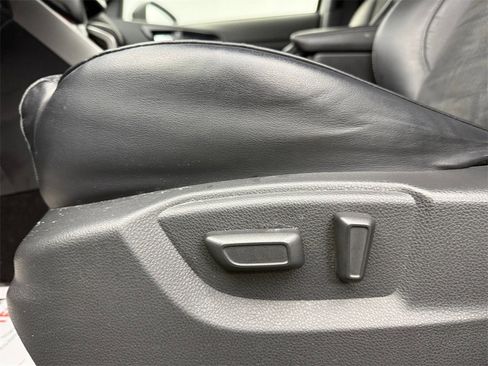 Used 2022 Mitsubishi Eclipse Cross SE image 13