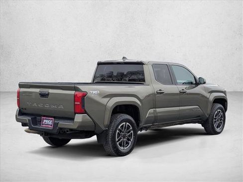 Used 2024 Toyota Tacoma TRD Sport image 5