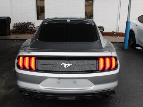 Used 2021 Ford Mustang Coupe image 6