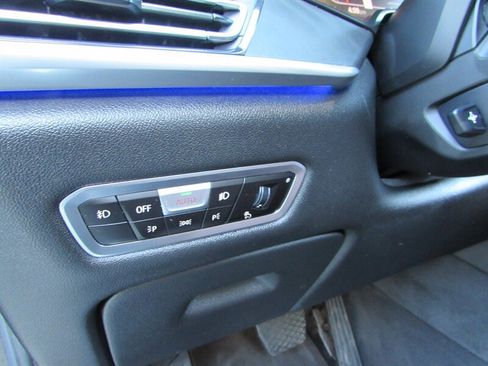 Used 2019 BMW X7 xDrive40i w/ Premium Package image 19