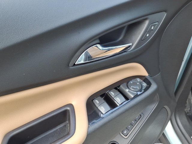Used 2022 Chevrolet Equinox Premier FWD image 14