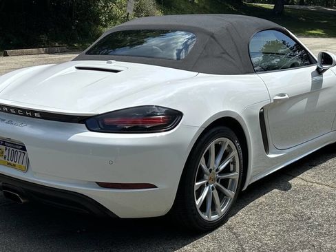 Used 2018 Porsche 718 Boxster Base 2dr Convertible image 6