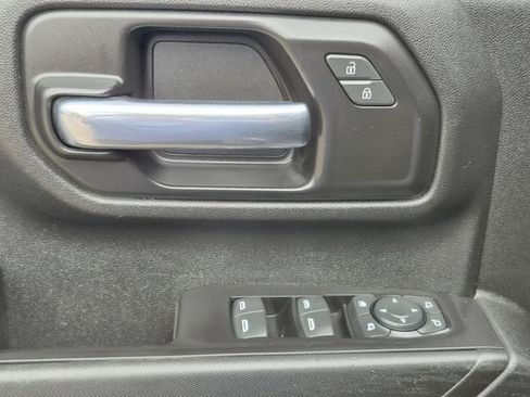 Used 2020 Chevrolet Silverado 2500 Custom w/ Custom Value Package AWD/4WD image 8