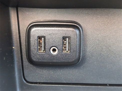 Certified 2021 Chevrolet Colorado Z71 image 31