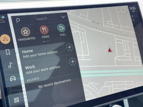 Used 2023 Land Rover Range Rover SE image 22