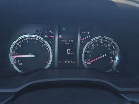 Certified 2022 Toyota 4Runner TRD Off-Road Premium image 18