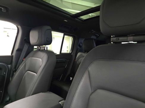 Used 2024 Land Rover Defender 130 Outbound image 21