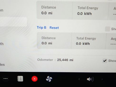 Used 2023 Tesla Model 3 Standard Range RWD image 30