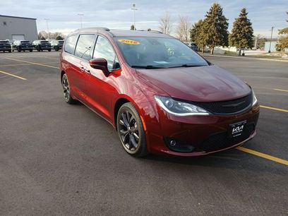 Used 2019 Chrysler Pacifica Limited
