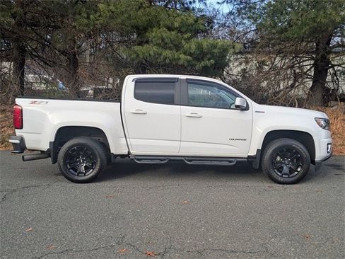 Used 2017 Chevrolet Colorado Z71 image 4