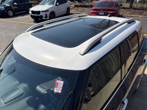 Used 2018 MINI Cooper Countryman ALL4 AWD/4WD image 4