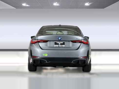 Used 2023 BMW i4 eDrive40 w/ Premium Package RWD image 10
