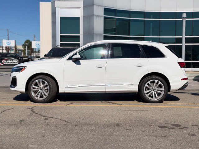 Used 2025 Audi Q7 3.0T Premium Plus AWD/4WD image 3