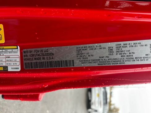 New 2025 Jeep Gladiator Sport image 16