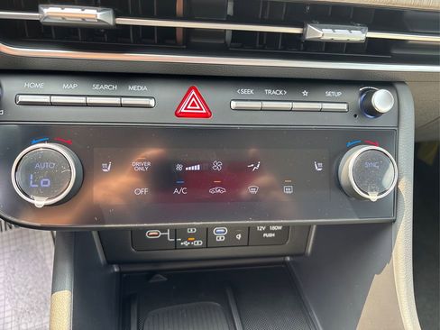 New 2025 Hyundai Sonata SEL image 25