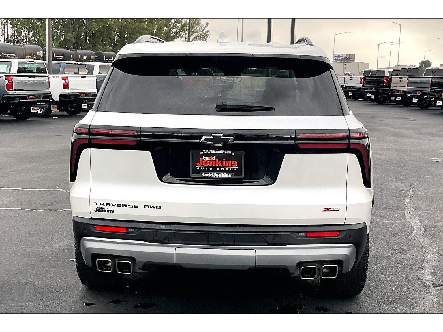 Used 2025 Chevrolet Traverse Z71 w/ Enhanced Driving Package AWD/4WD image 4