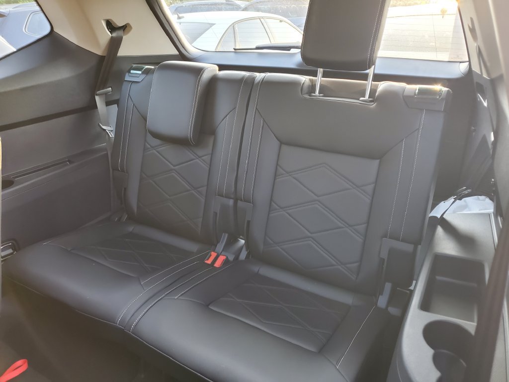 New 2026 Volkswagen Atlas SE FWD image 5