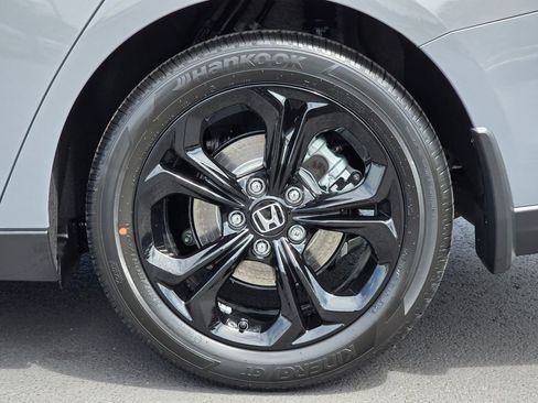 Certified 2025 Honda Accord SE image 28