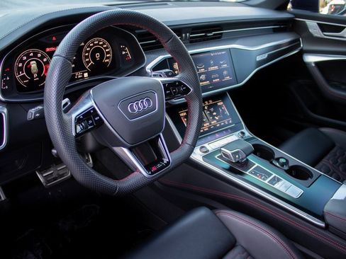 Used 2024 Audi RS 6 performance image 11