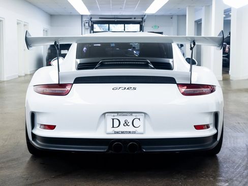 Used 2016 Porsche 911 GT3 RS image 5