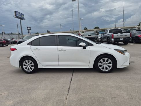 Used 2023 Toyota Corolla LE FWD image 7