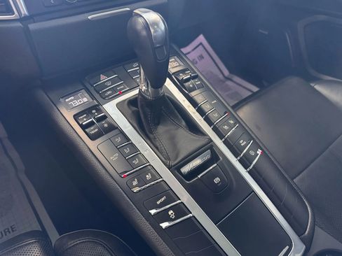 Used 2016 Porsche Macan S image 38