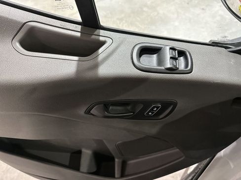 Used 2024 Ford Transit 250 Low Roof w/ Exterior Upgrade Package image 15