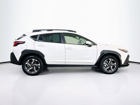 Used 2024 Subaru Crosstrek 2.0i Premium image 10