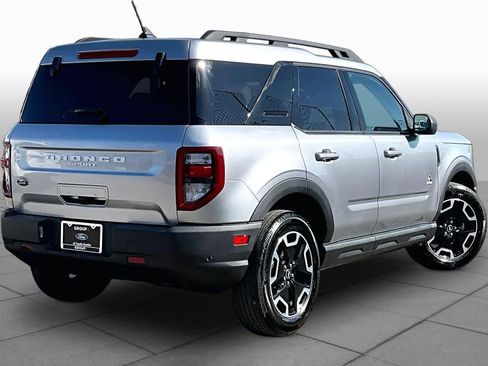 Used 2023 Ford Bronco Sport Outer Banks w/ Tech Package AWD/4WD image 13