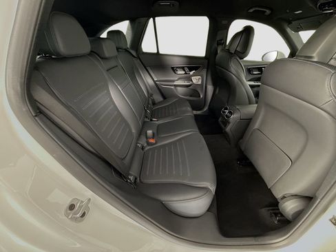 Certified 2025 Mercedes-Benz GLC 300 image 23