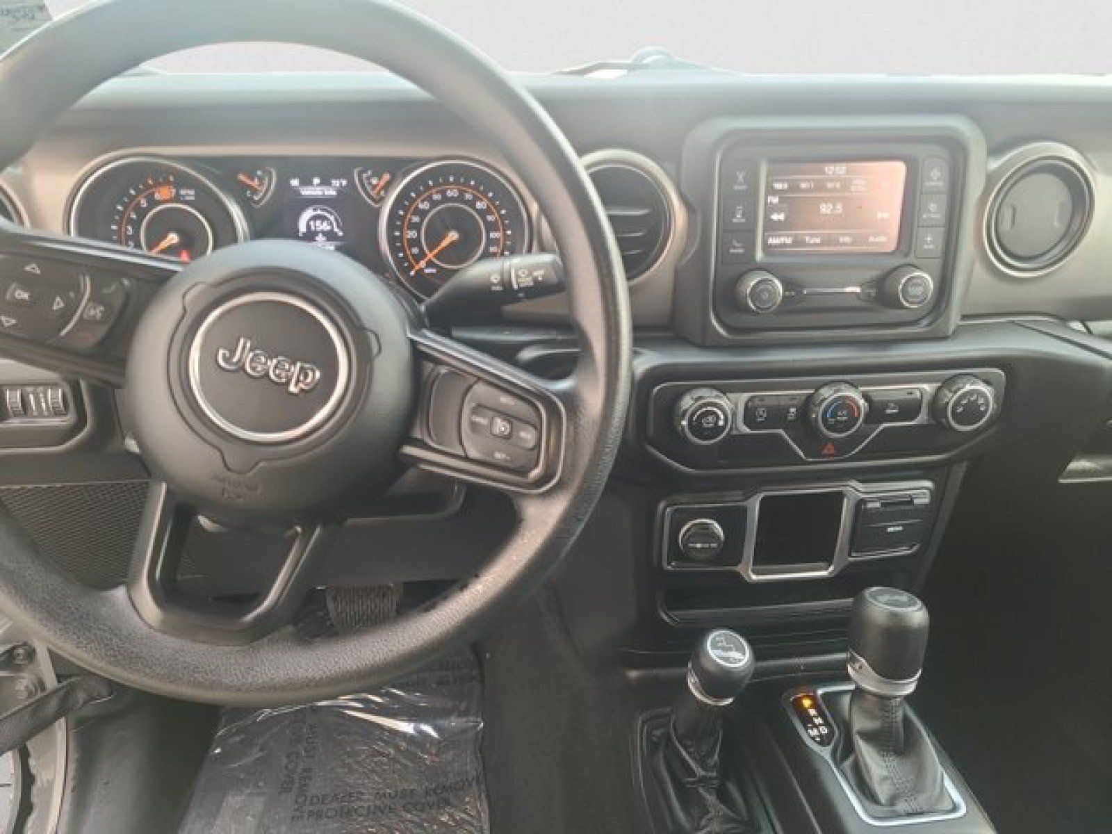 Used 2021 Jeep Wrangler Sport AWD/4WD image 12