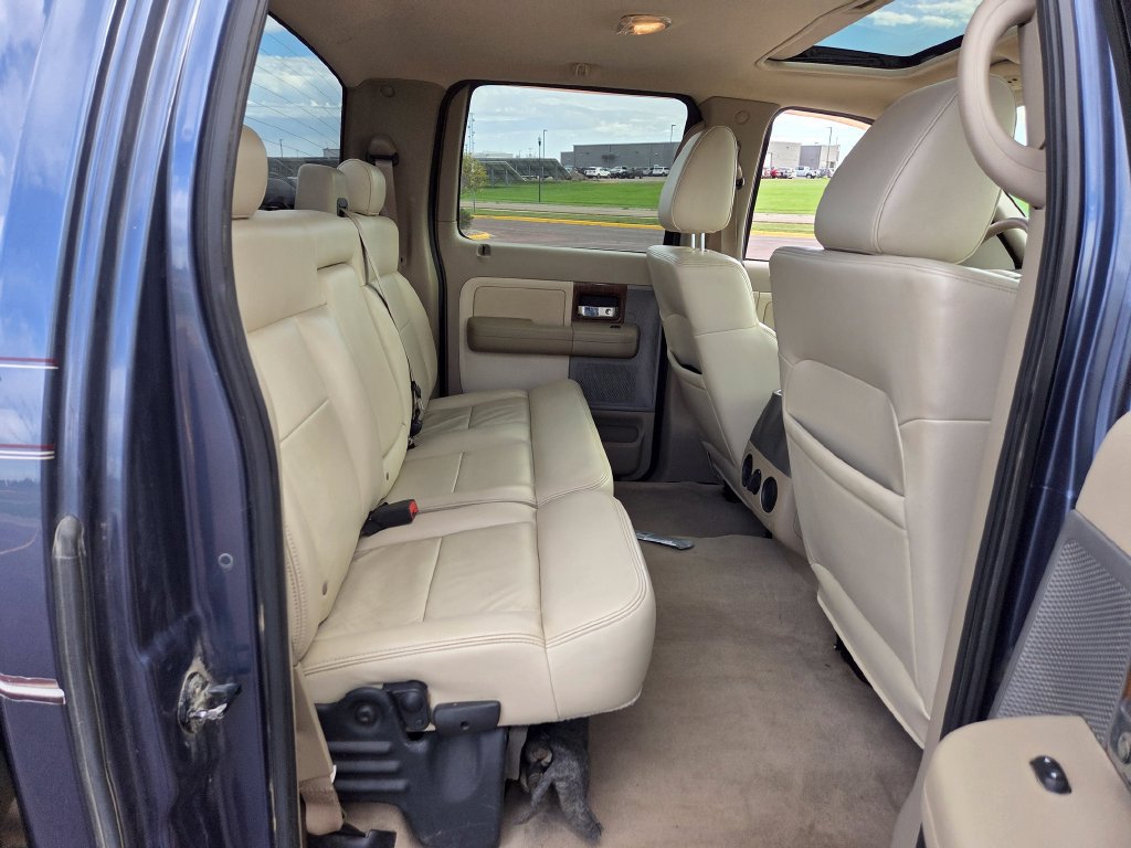 Used 2004 Ford F150 Lariat AWD/4WD image 32
