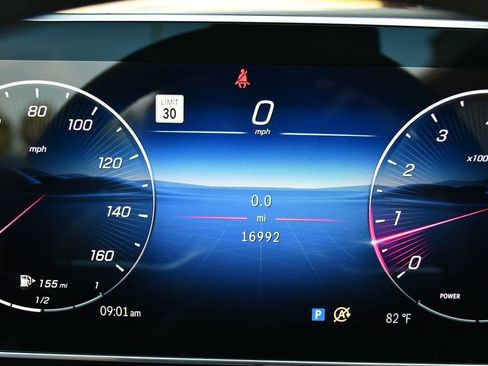 Used 2025 Mercedes-Benz CLE 300 4MATIC Cabriolet image 74