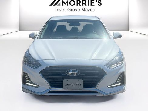 Used 2018 Hyundai Sonata SEL w/ Winter Weather Package image 2