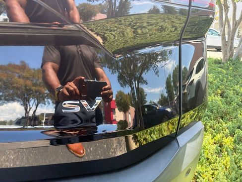 Used 2023 Nissan Rogue SV FWD image 3