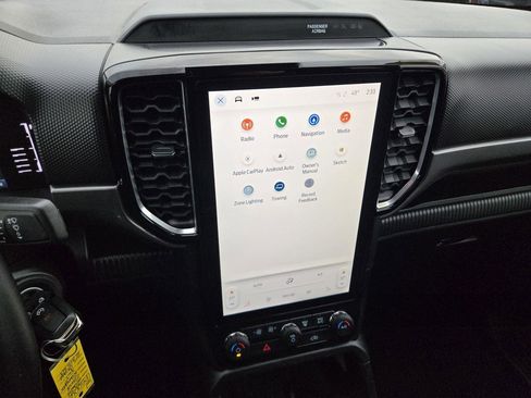 Used 2024 Ford Ranger XLT w/ Technology Package image 8