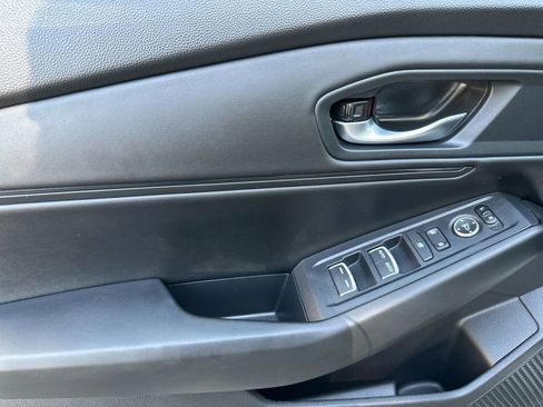 Used 2024 Honda Accord EX image 10