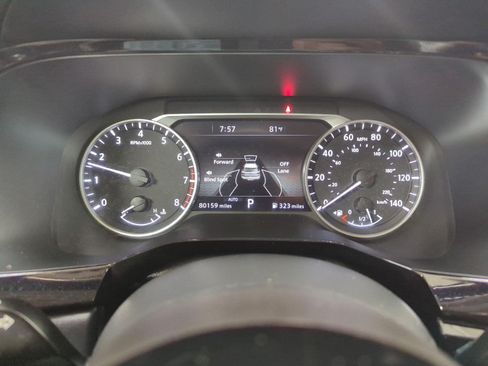 Used 2023 Nissan Pathfinder SL AWD/4WD image 38