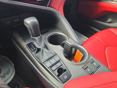 Used 2023 Toyota Camry XSE image 23