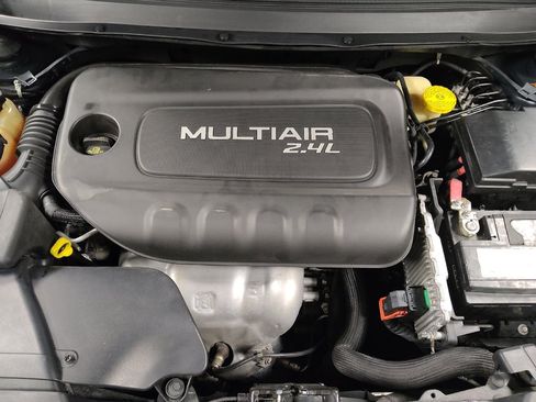 Used 2016 Jeep Cherokee 75th Anniversary FWD image 30