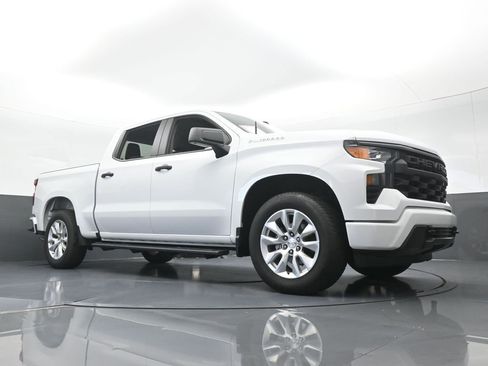 Used 2025 Chevrolet Silverado 1500 Custom RWD image 55