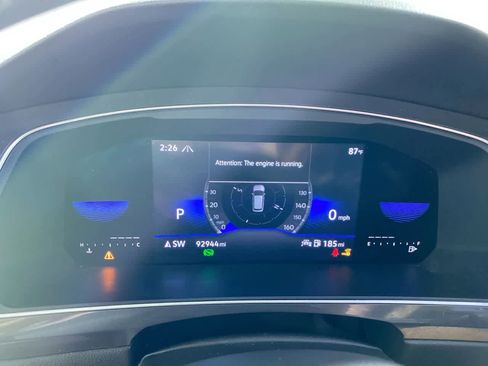 Used 2023 Volkswagen Tiguan SE R-Line image 17